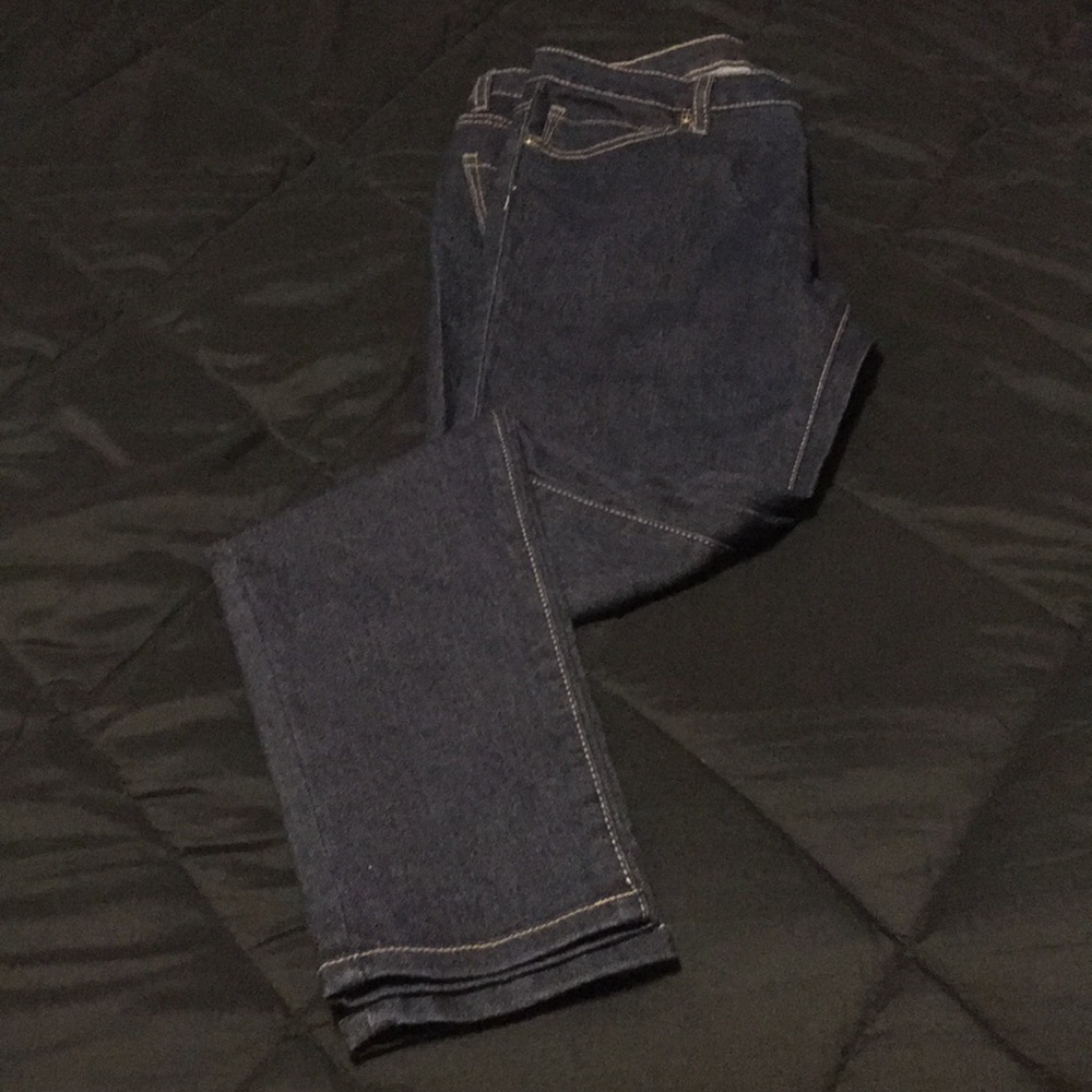 Forever 21 dark wash skinny jean